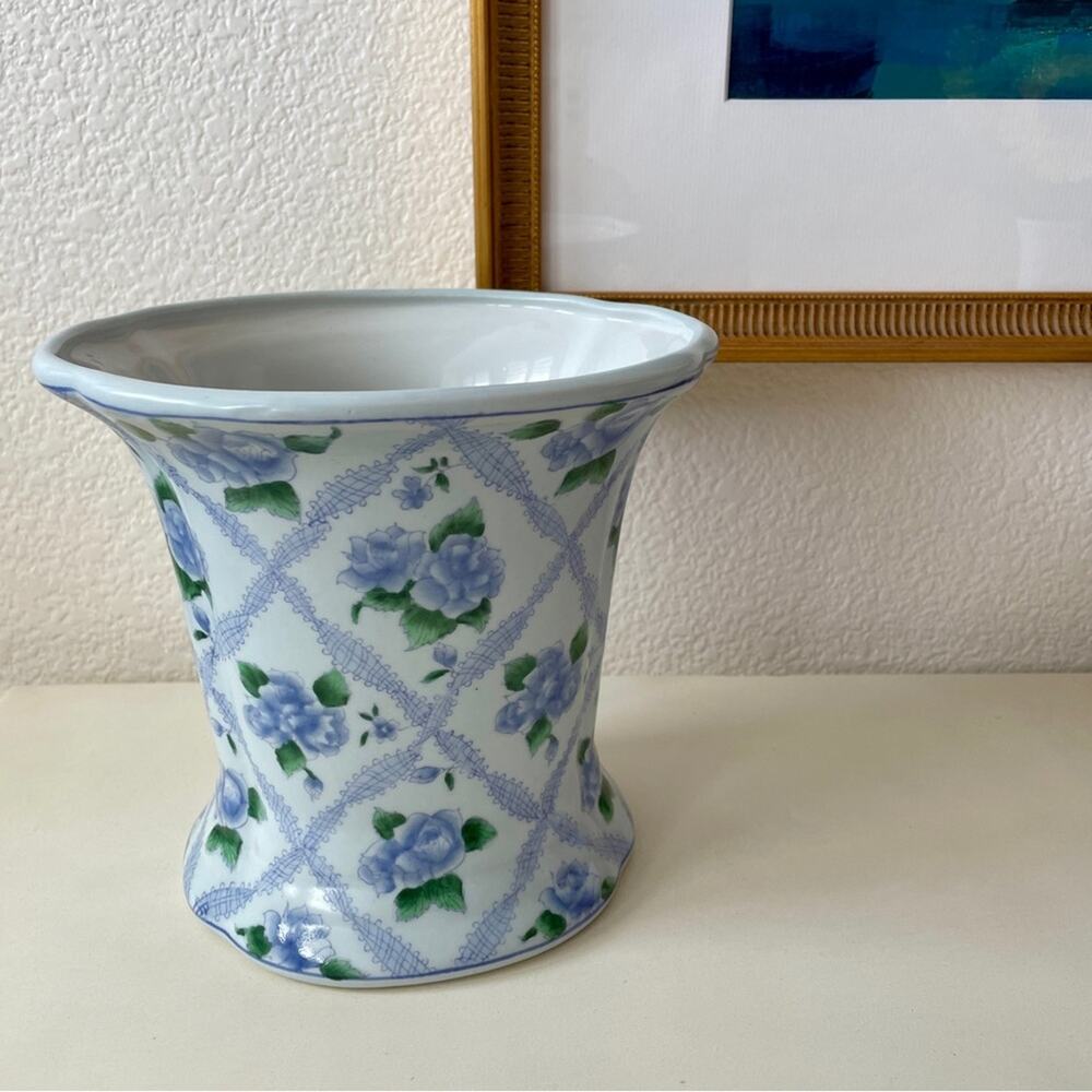 Lavender Floral and Lace Ceramic Cachepot Vase